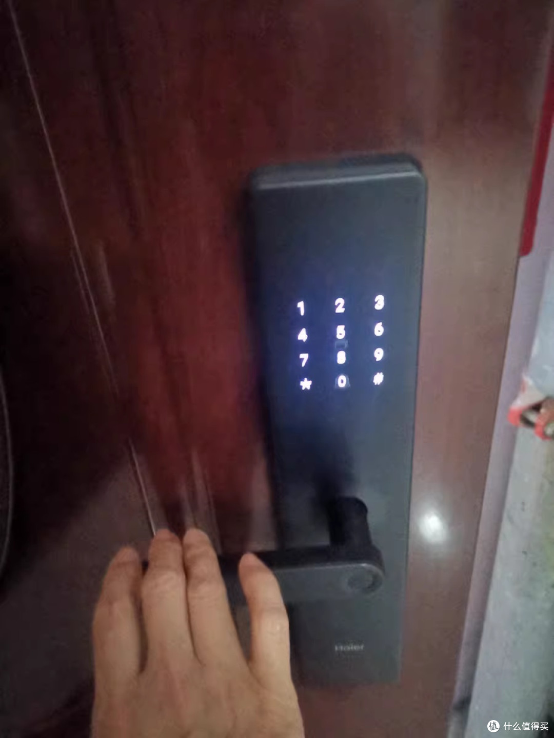 海尔智能门锁T16：安全便捷的家居守护者