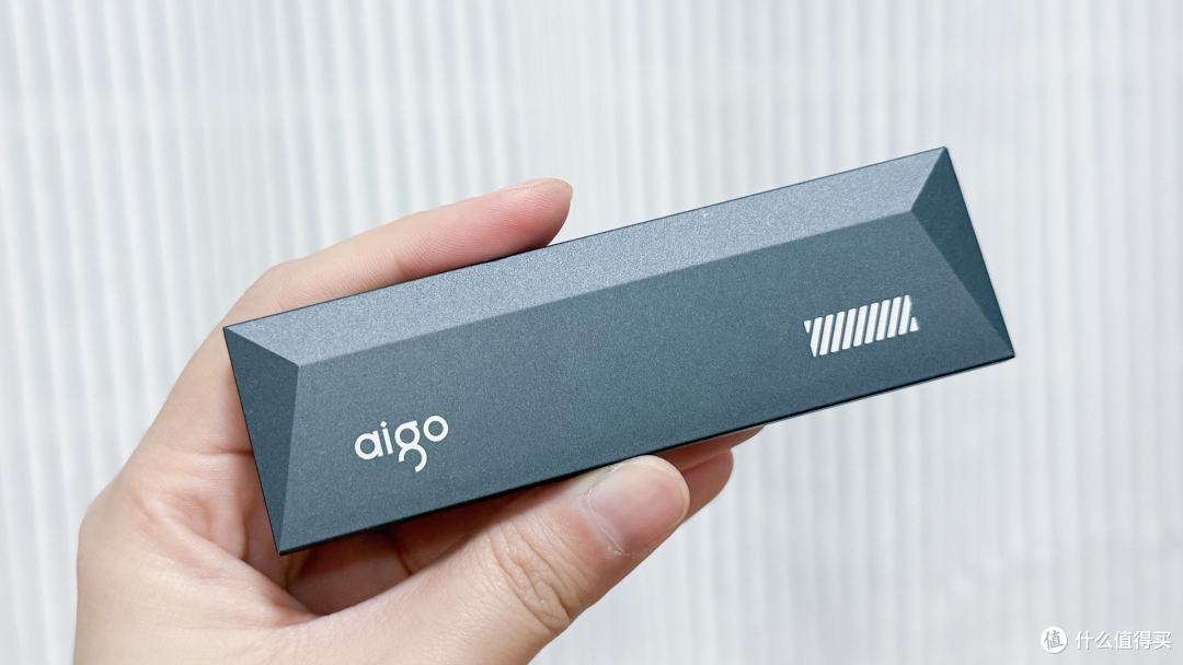 全品类进化,618 aigo PSSD、U盘等硬货,不要错过!