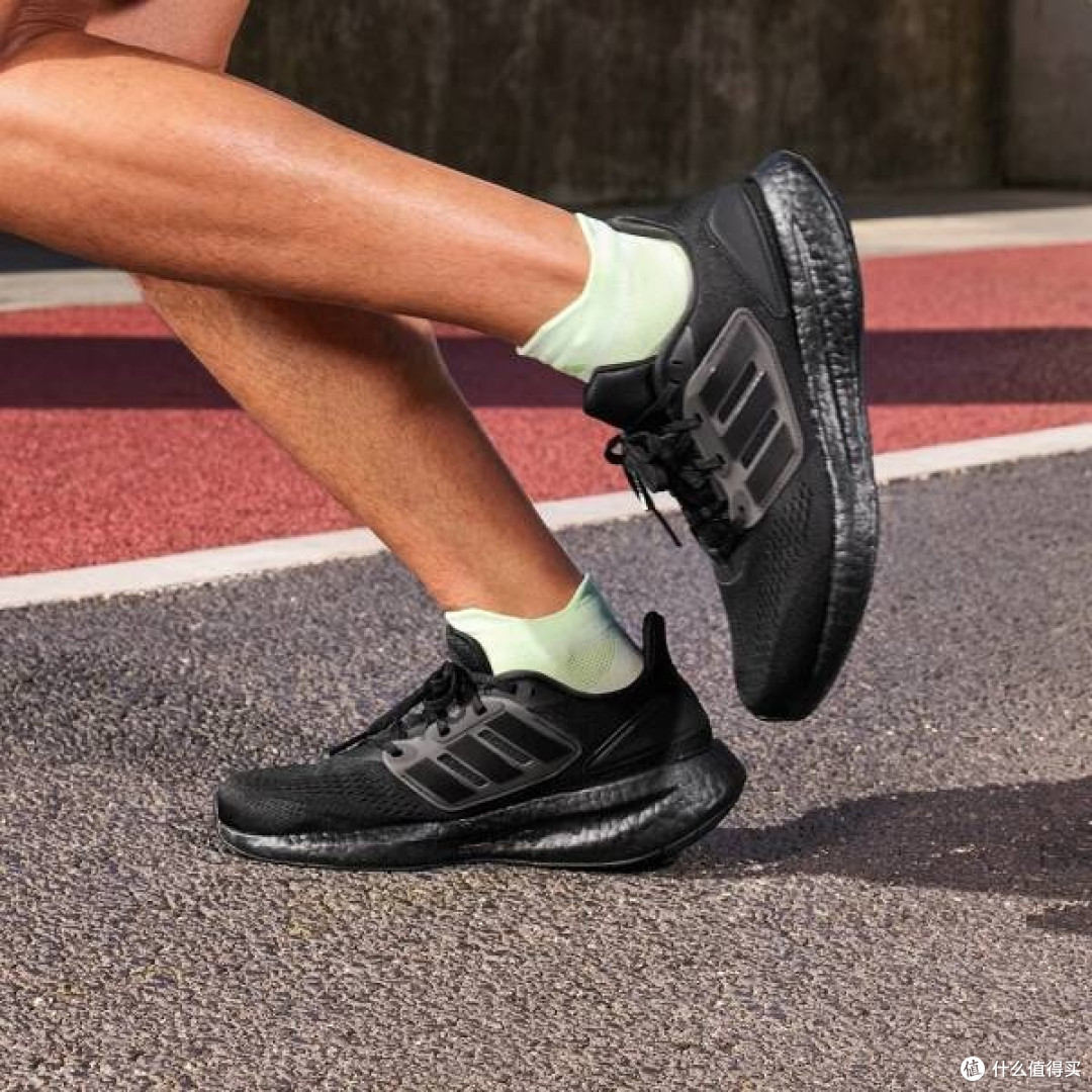 阿迪达斯PUREBOOST 22,中考体测的得力伙伴