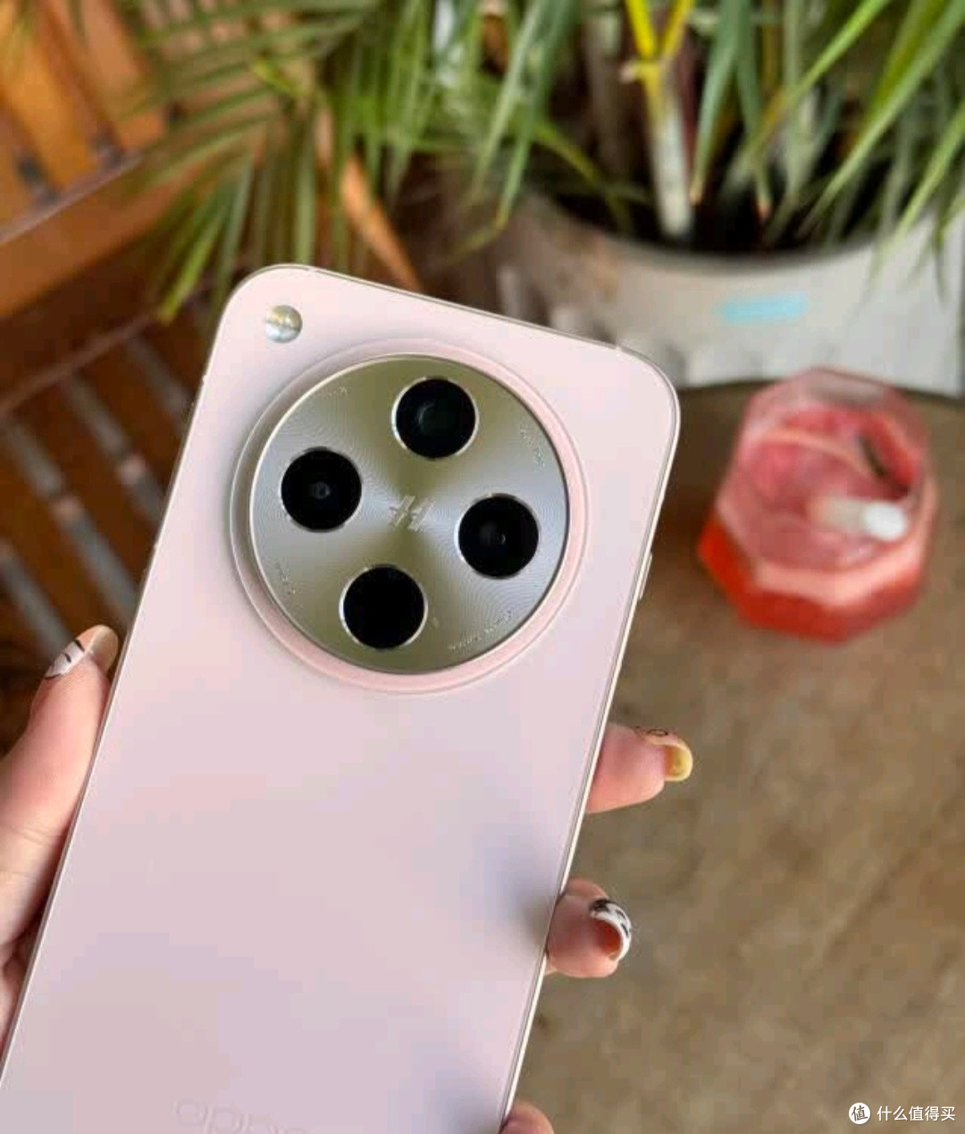 一眼万年!OPPO Find X8气泡粉,我的梦中情机
