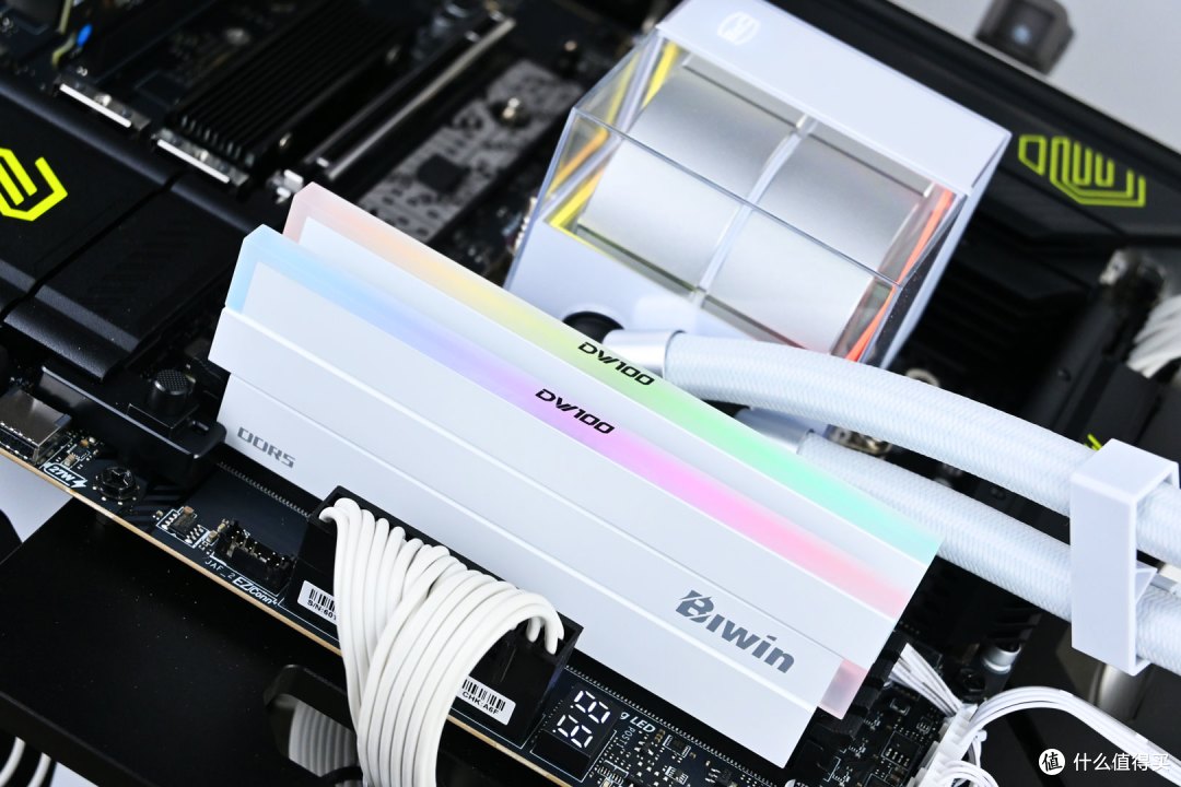 高性能DDR5内存和固态硬盘选哪个?BIWIN佰维储存618选购推荐