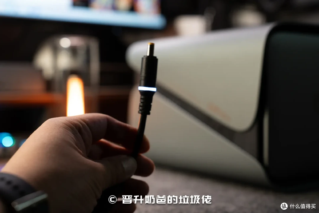 软硬实力全面提升，极空间AI NAS新品Z4Pro+，家庭记忆时光机