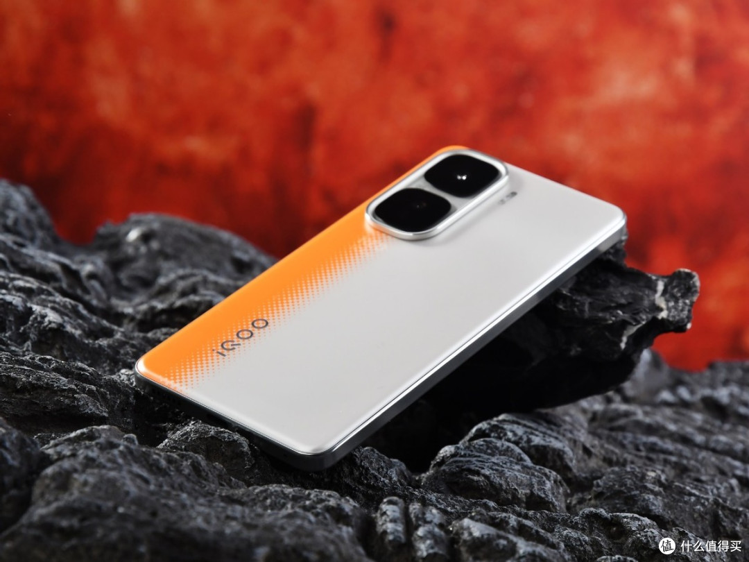 vivo终于良心,骁龙8Gen3跌至1485元,6100mAh+100W+护眼屏