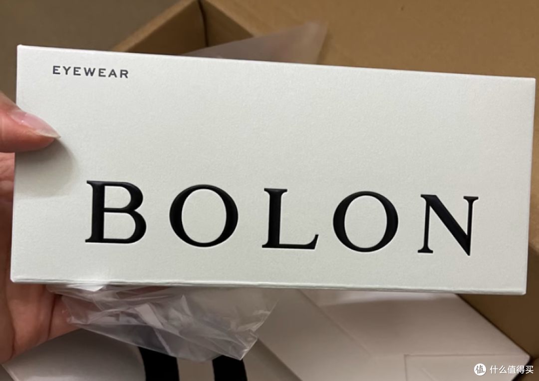 从选购纠结到爱不释手!BOLON 暴龙碳纤维偏光墨镜经验全分享