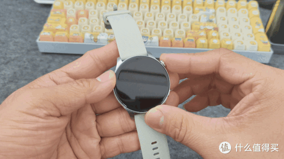 我的第一款宜准智能手表WATCH GT7,好看能通话,还能观影和听歌