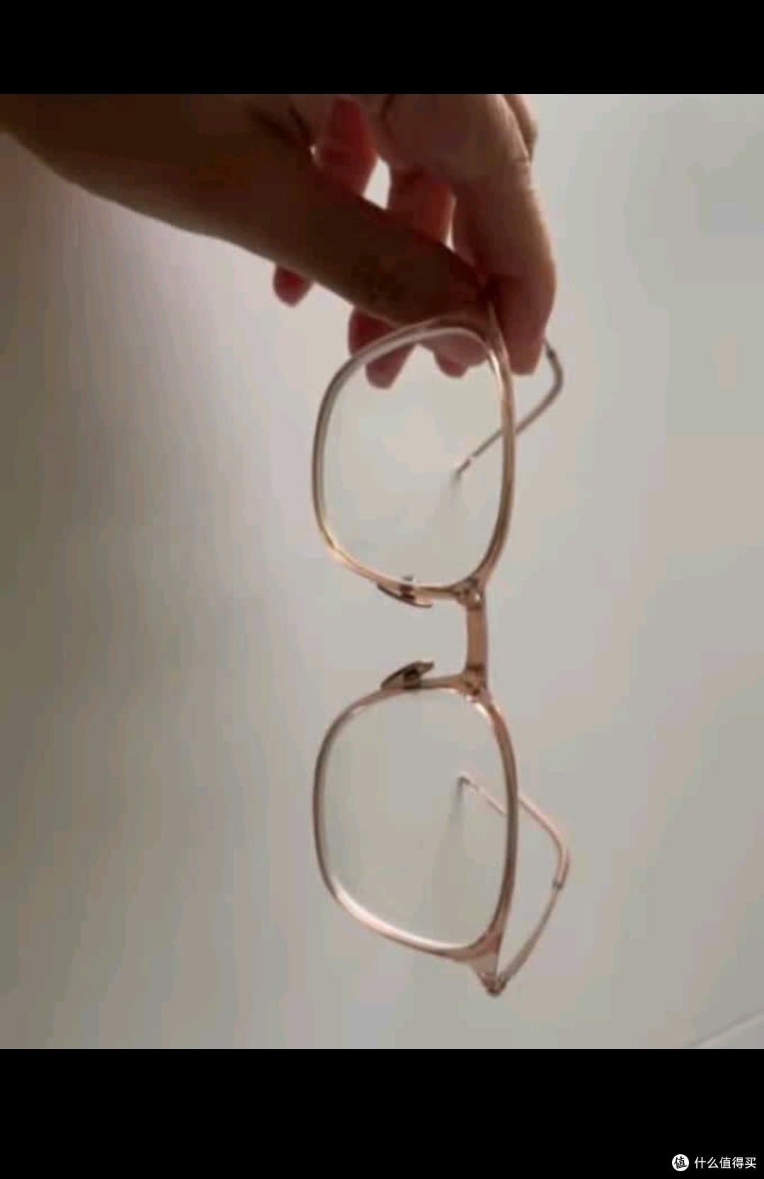蔡司女性近视眼镜：经典与现代的融合