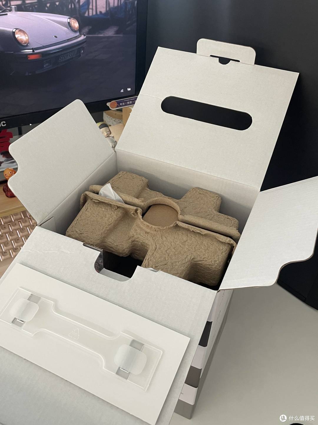 一台可以服务全家?——萤石桌面机器人RK3保姆级开箱测评