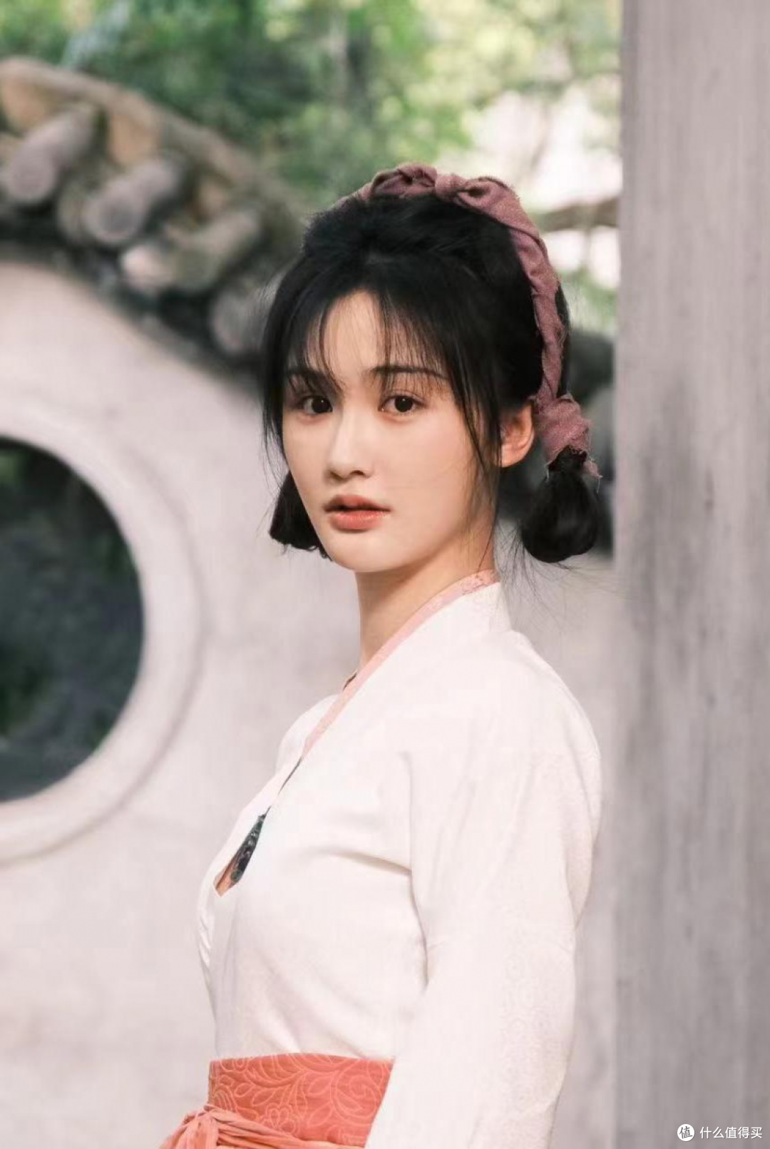 梁咏妮 — 新锐多面型青年演员