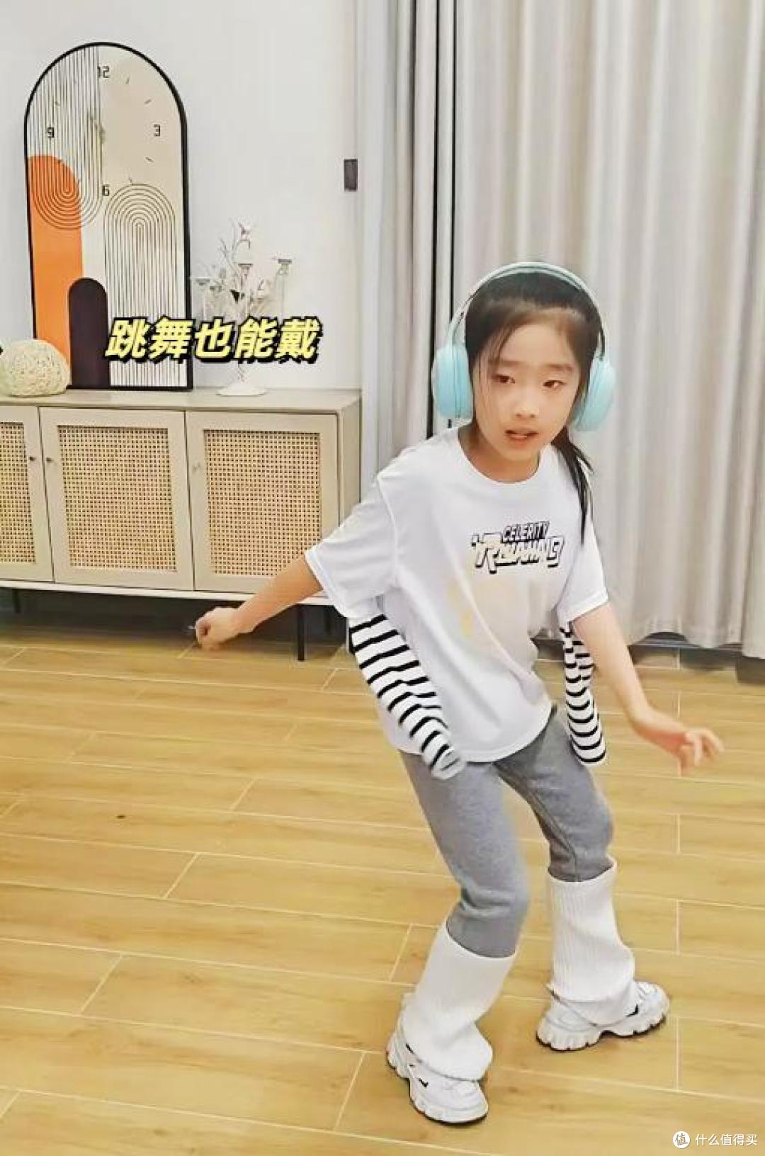 学霸都在抢 这款黑科技耳机让孩子背书效率翻倍家长直呼 “救星”