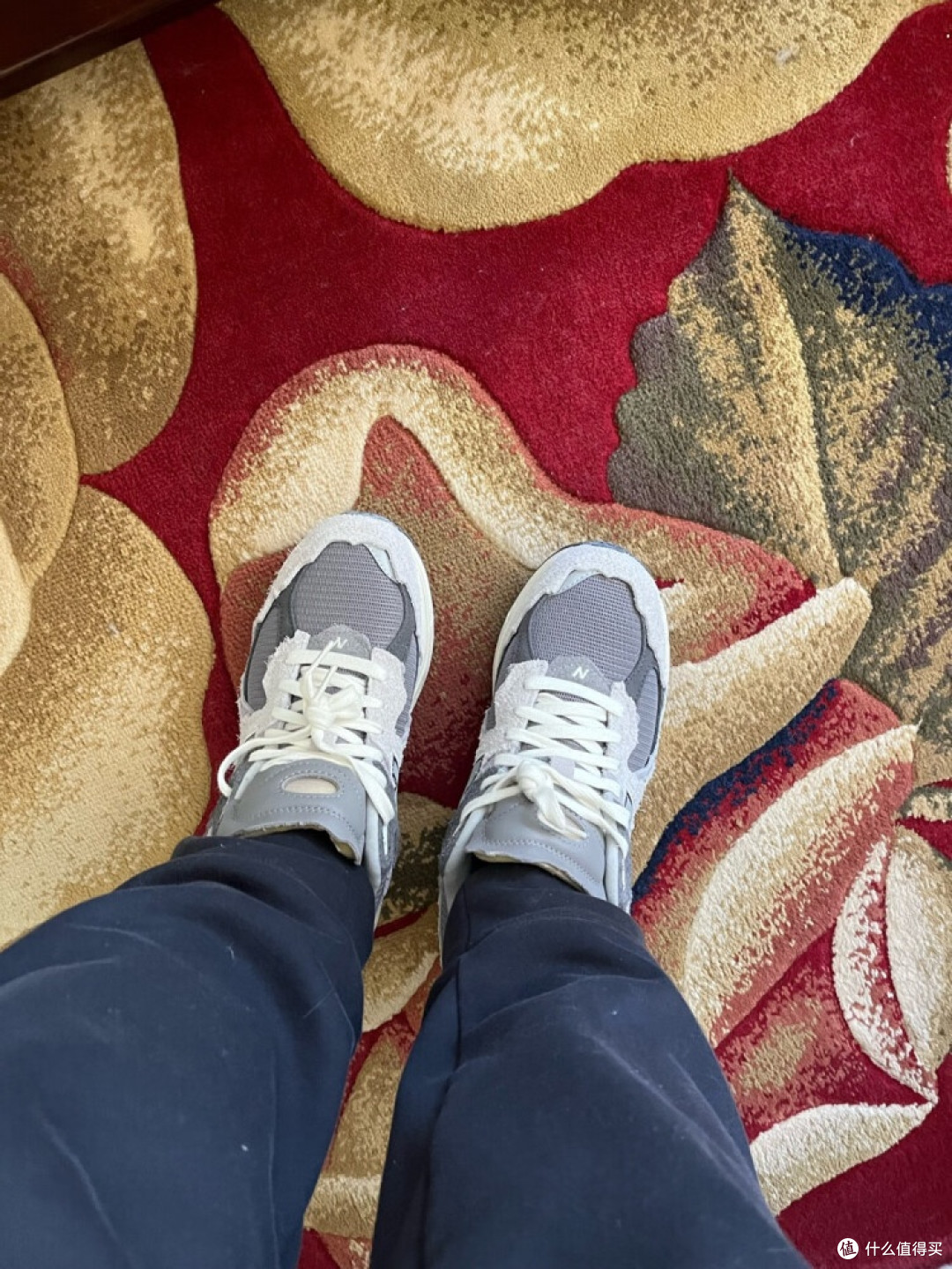 New Balance 复古跑鞋深度解析：时尚与性能的完美融合