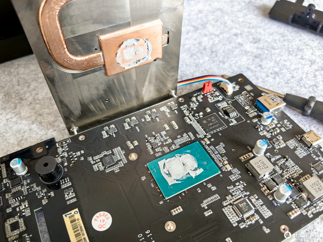 好货不怕拆！极空间Z4Pro+ 实机拆解与功耗实测
