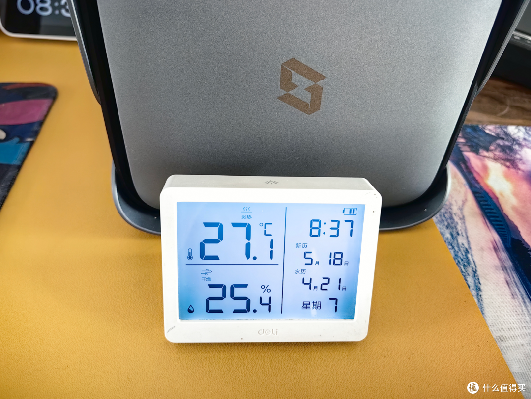 好货不怕拆！极空间Z4Pro+ 实机拆解与功耗实测