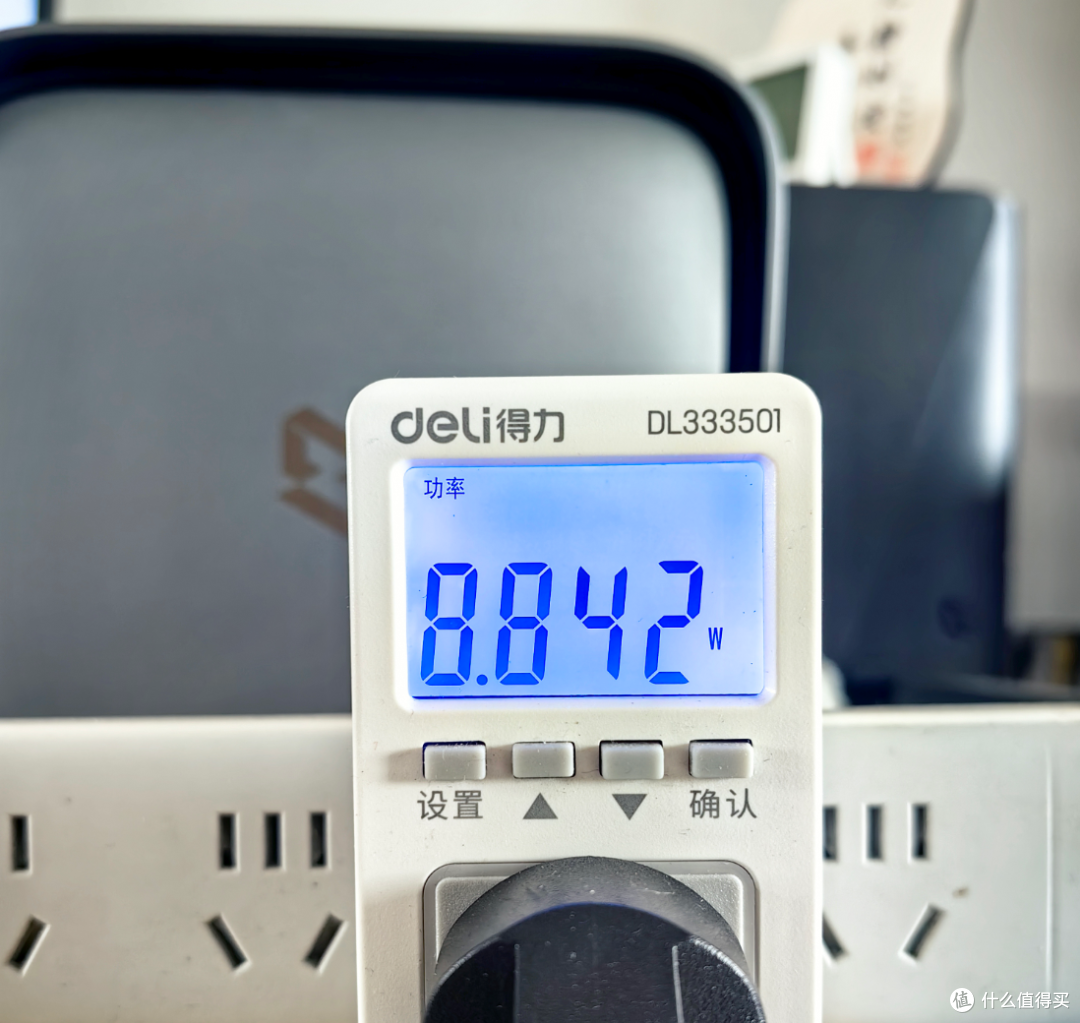 好货不怕拆！极空间Z4Pro+ 实机拆解与功耗实测