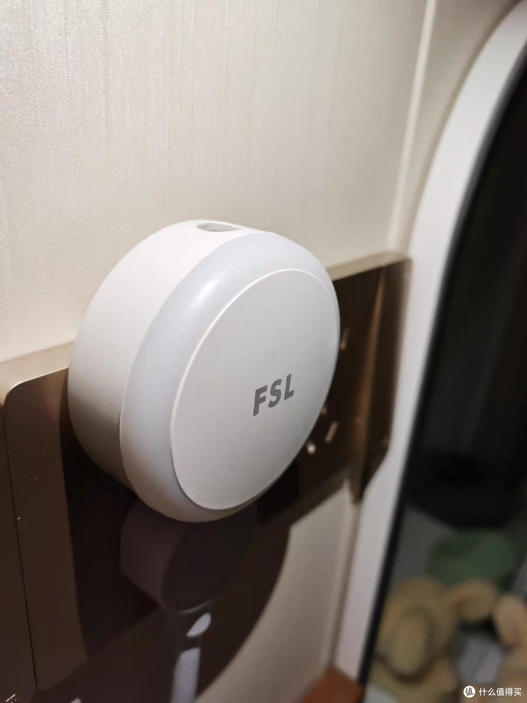 佛山照明智能光感应 LED 小夜灯:暗夜中的温馨精灵