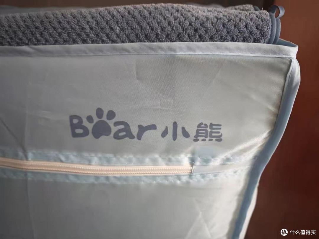 618闭眼入！小熊折叠烘干衣架实测：小户型的救星来了
