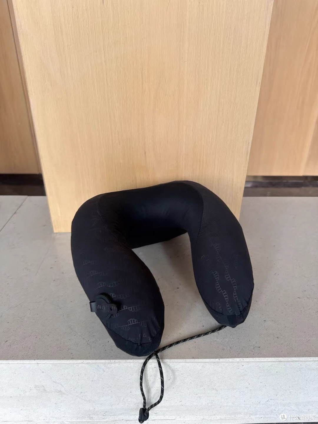 蕉下充气U型枕：旅行与办公的颈椎守护神器