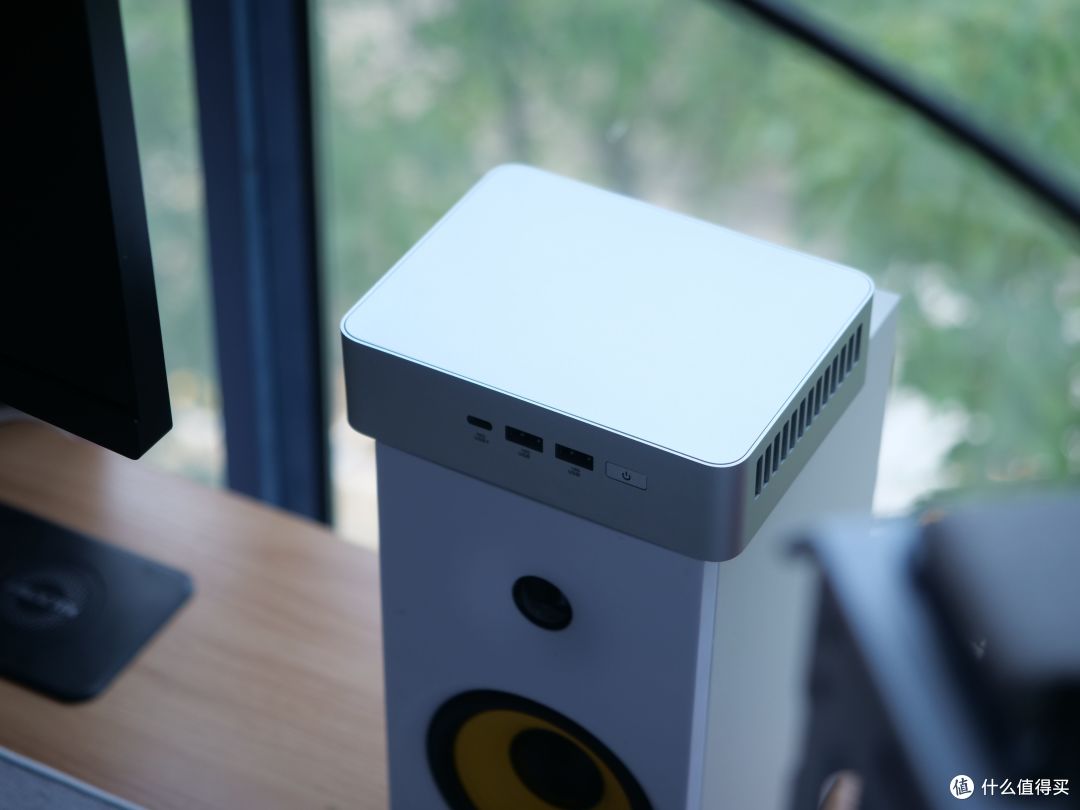 华硕NUC15Pro+小主机试玩-苹果的质感叠加Win的性能
