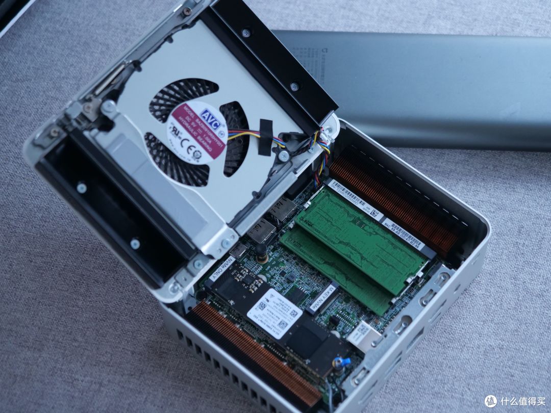 华硕NUC15Pro+小主机试玩-苹果的质感叠加Win的性能_台式机_什么值得买