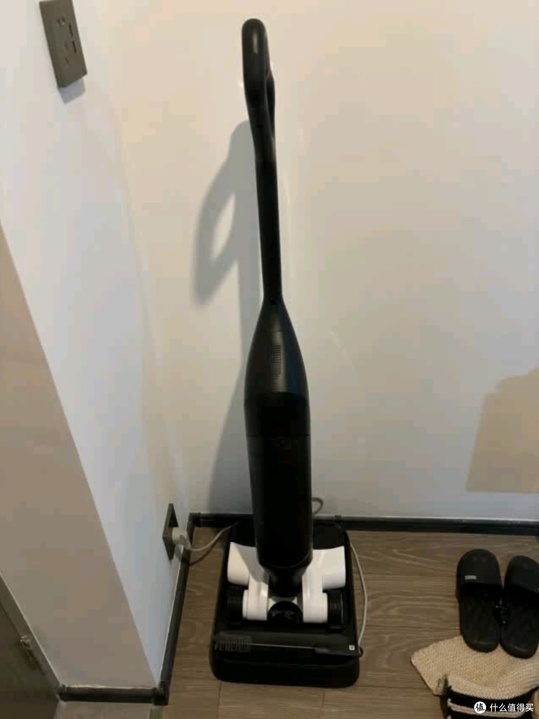 智能吸拖洗一体机新选择，家用扫地无线电动拖把手持吸尘器