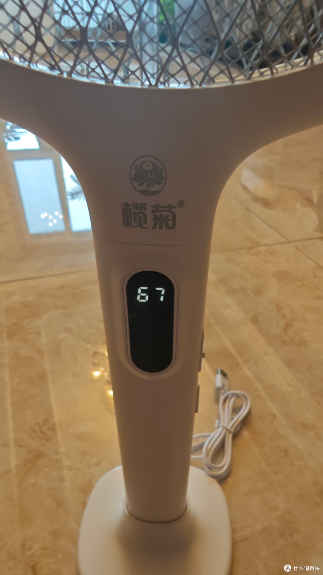 死磕蚊子干到底——榄菊电蚊拍