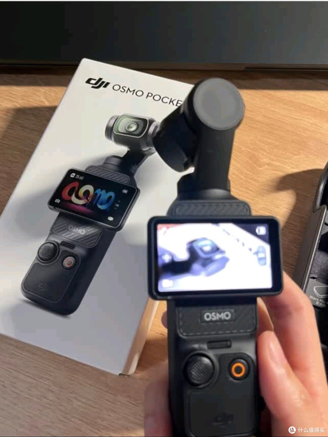 大疆DJI Osmo Pocket 3标准版：口袋云台相机，旅游Vlog新宠