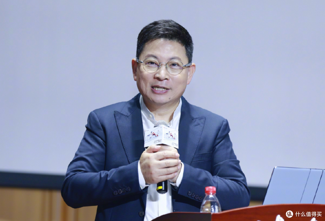 暗指小米智驾不行？华为余承东：不能以最差生成绩限制行业能力！