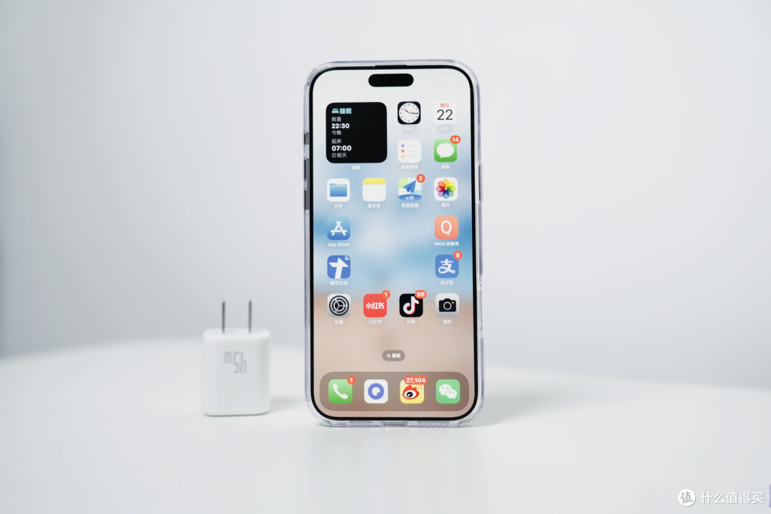 低价风席卷市场!iPhone16 Pro靠补贴逆袭登顶,128G争议难挡热销
