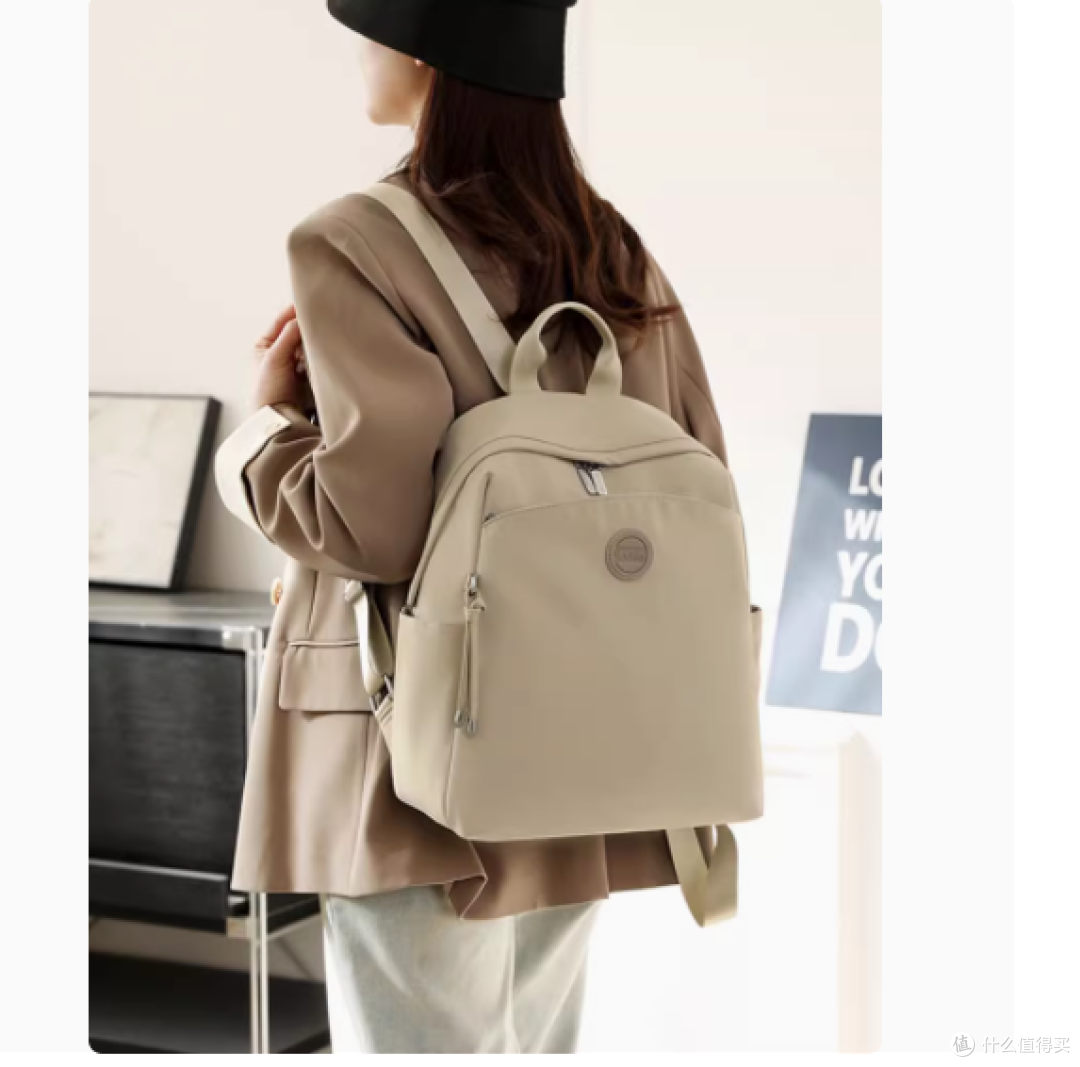 曼柔箱包旗舰店:时尚潮流双肩包——旅行、办公两相宜