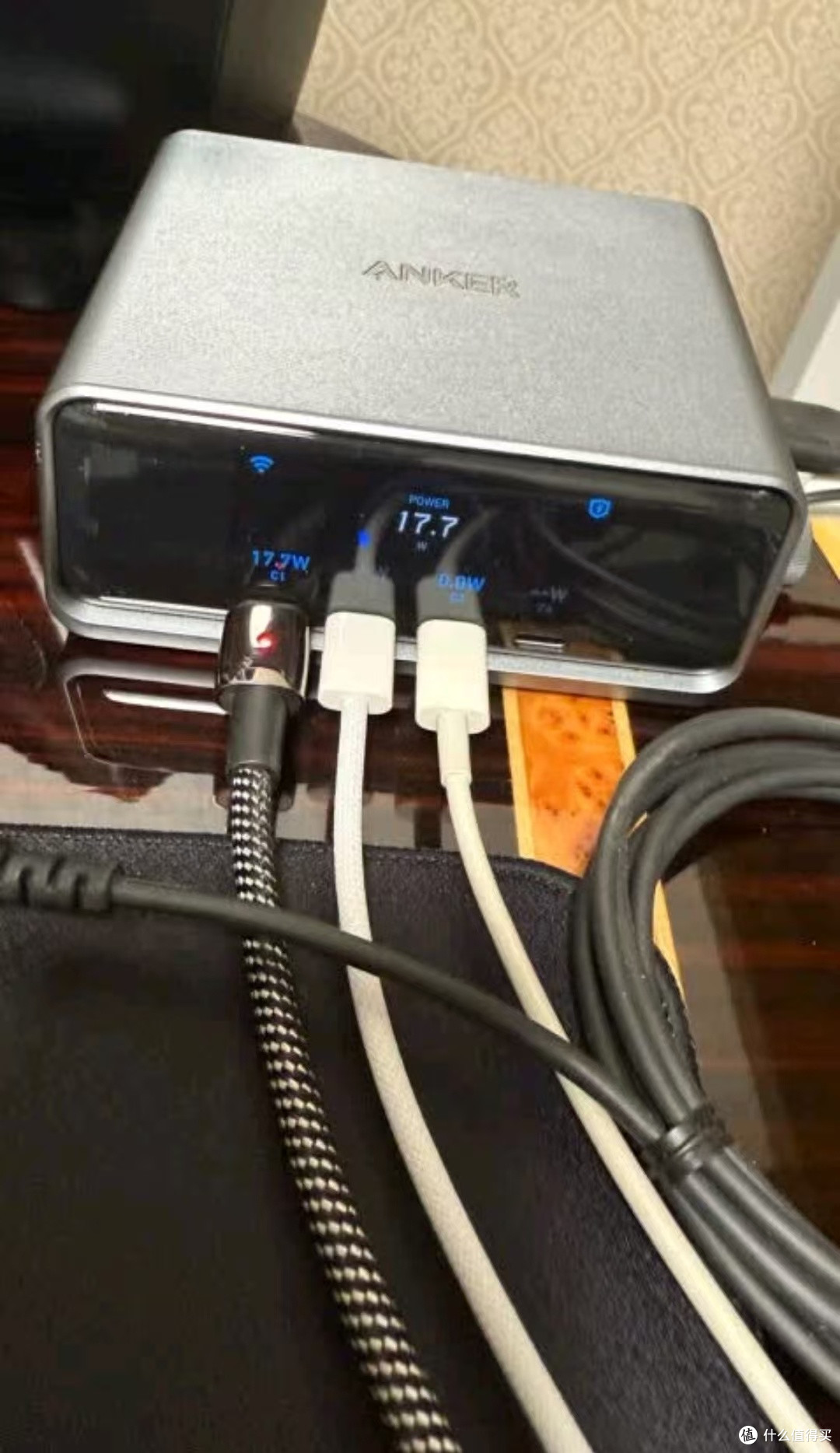 ANKER安克桌面充Pro 250W评测:全能型桌面充电解决方案