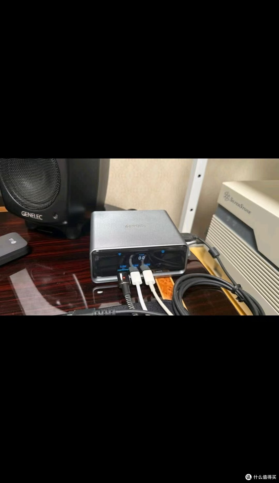ANKER安克桌面充Pro 250W评测:全能型桌面充电解决方案