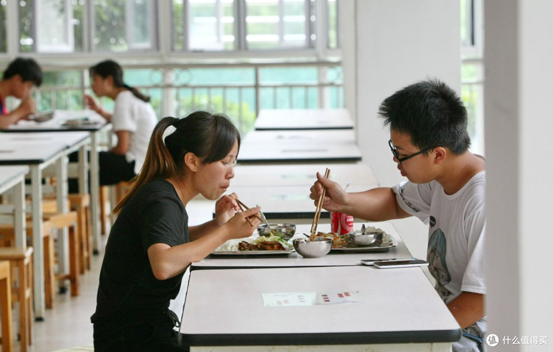 3 招搞定食堂管理工作总结!听脑 AI 模板 + 导出功能太省心