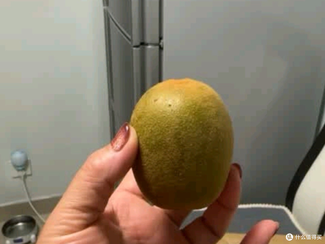 佳沛新西兰阳光金奇异果：巨大果原箱，自然之馈赠的甜蜜奇迹！
