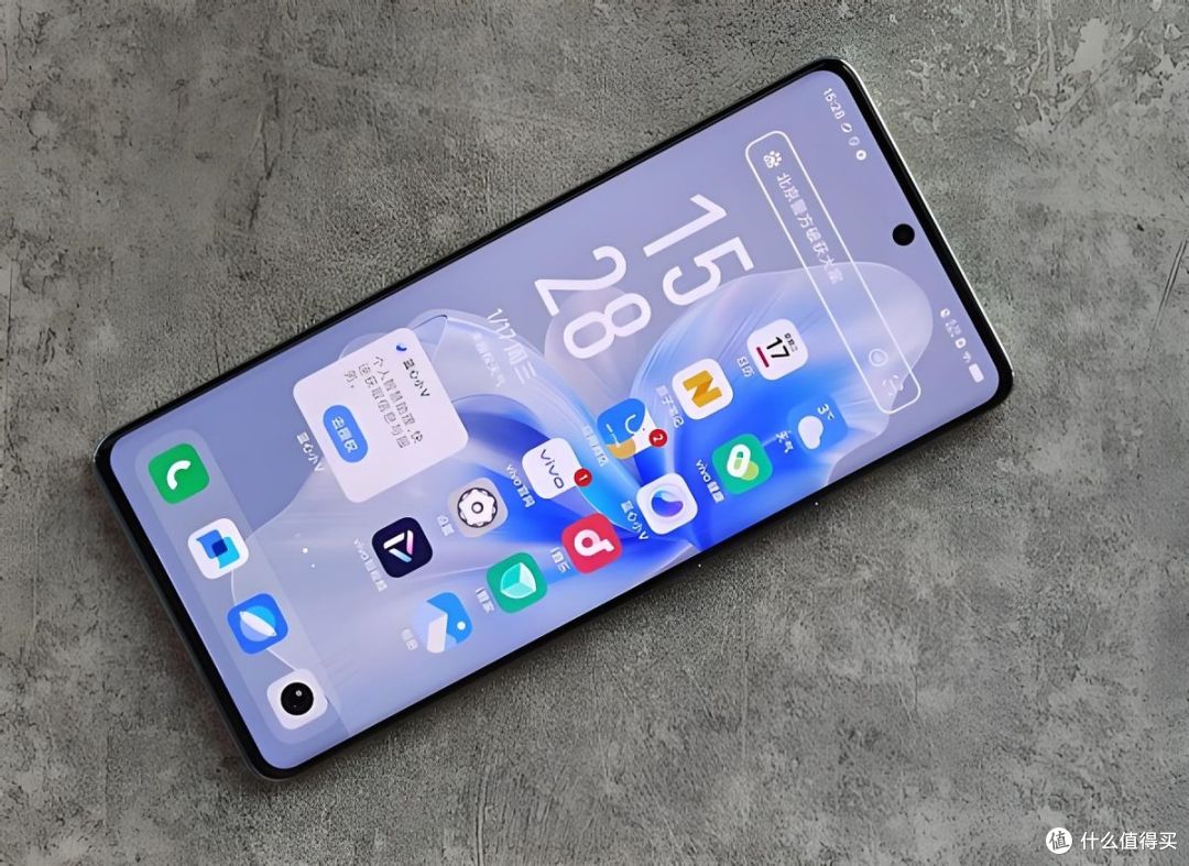 从3699元跌至1647元,16GB+512GB+三主摄,售价更加亲民了