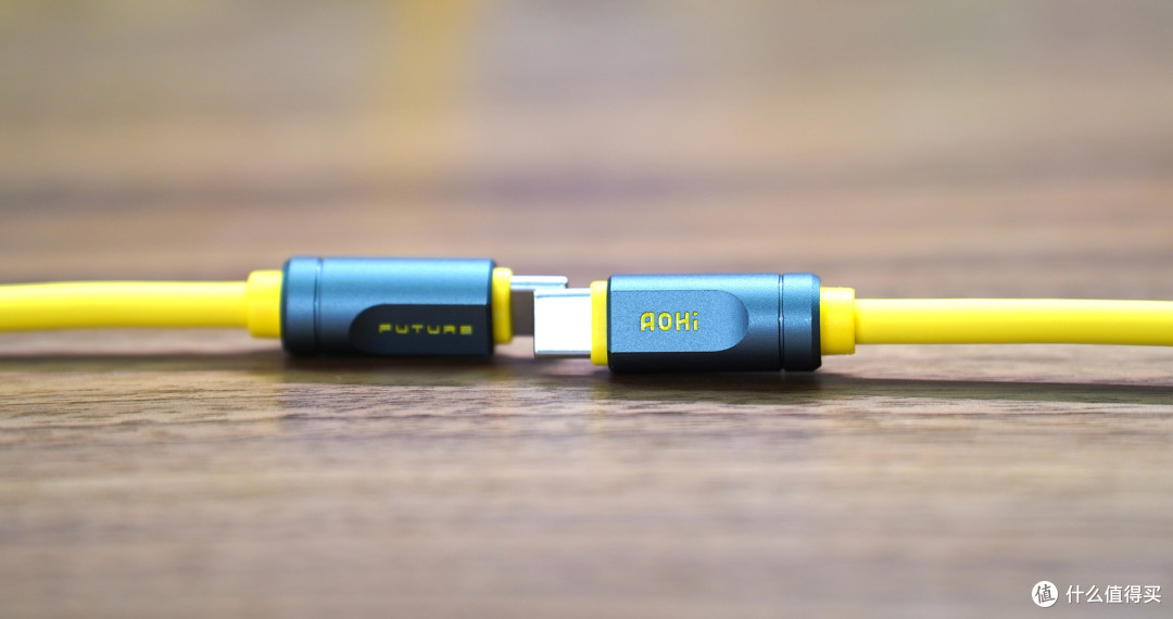Aohi奥海阿多尼斯USB4雷电5数据线测评:速度与耐力的终极融合