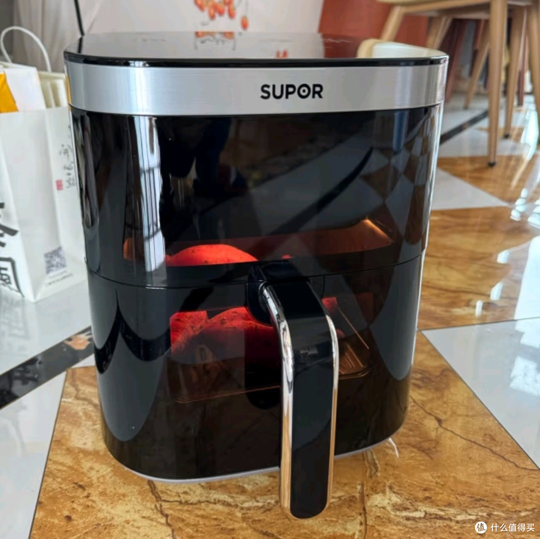 苏泊尔(SUPORKD50D812A空气炸锅:免翻面新体验,蒸汽嫩炸享美味