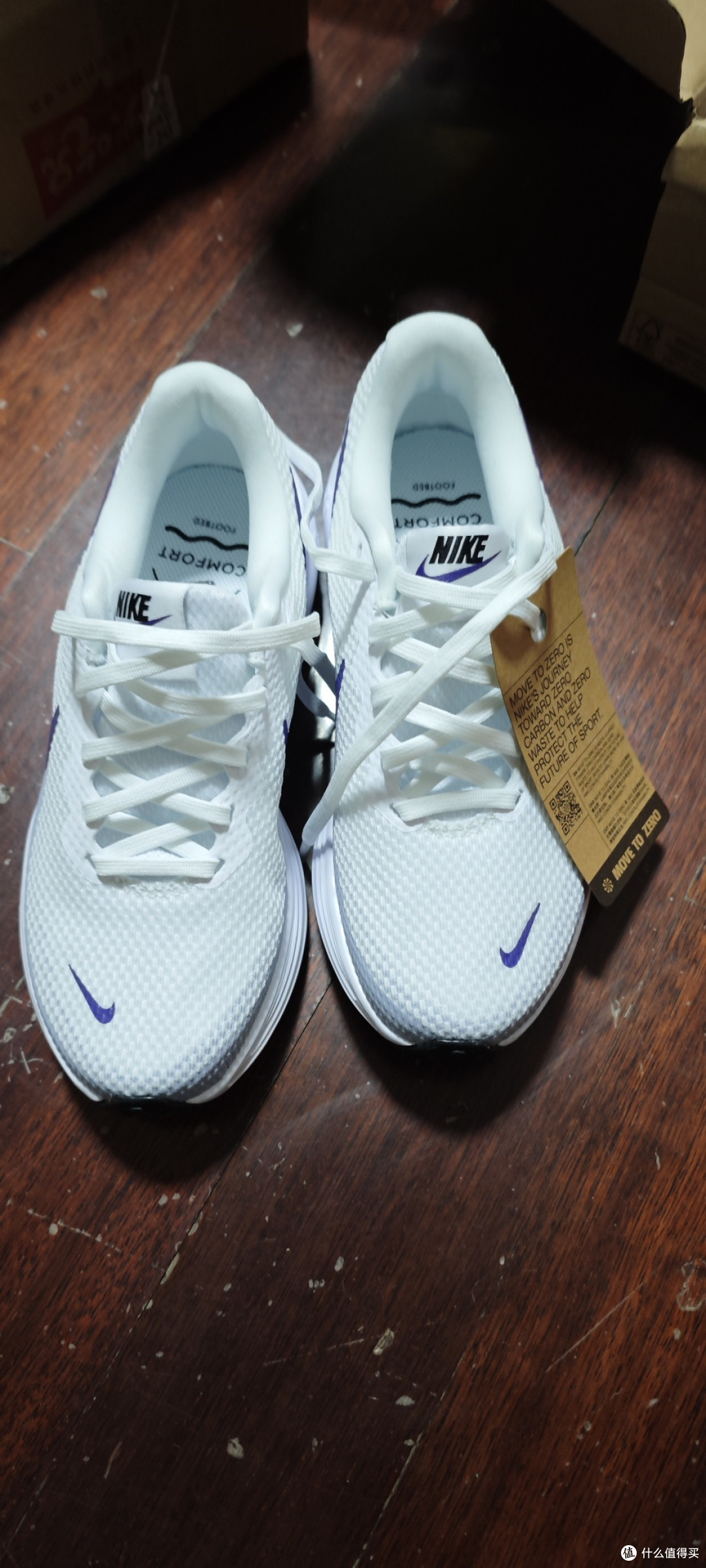 实测!Nike Revolution 8女子跑步鞋,真的值得入手吗?