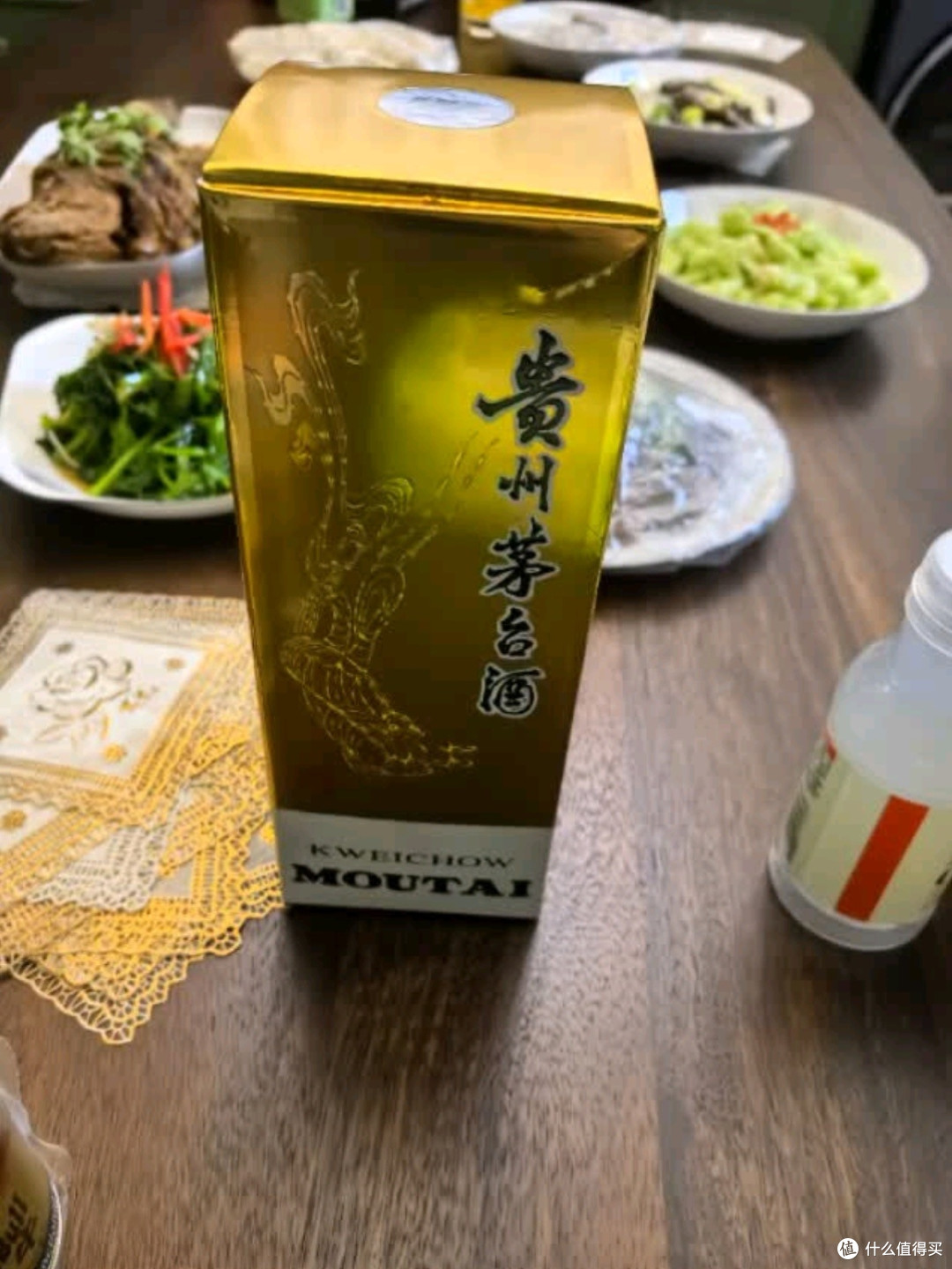 茅台(MOUTAI)飞天酱香型白酒 43度 500ml 单瓶装【名酒鉴真】