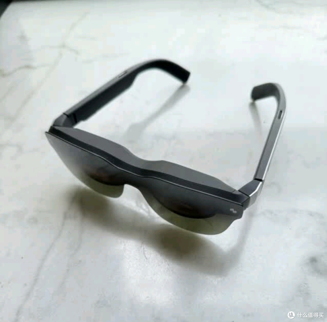 雷鸟Air3智能AR眼镜显示与设计亮点