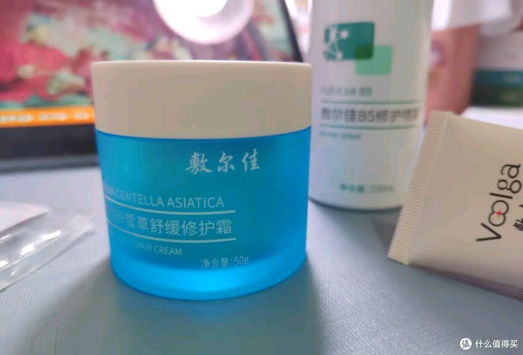 敷尔佳积雪草舒缓修护霜50g补水保湿滋润泛红敏感肌护肤品