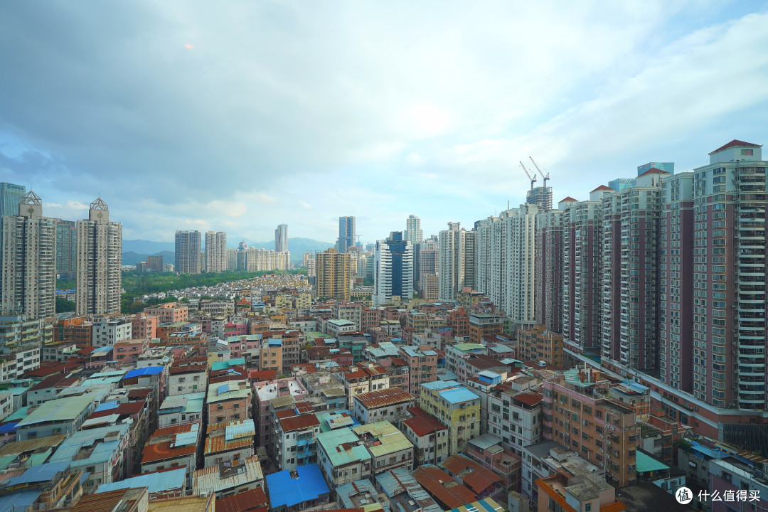 这家的窗景,就是独属于深圳的赛博朋克!深圳大中华希尔顿酒店