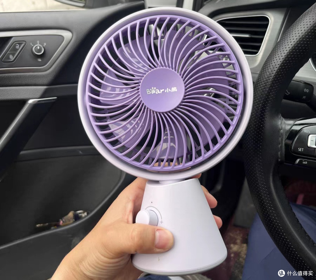 省空间又清凉的桌面风扇，夏天必须拥有它！