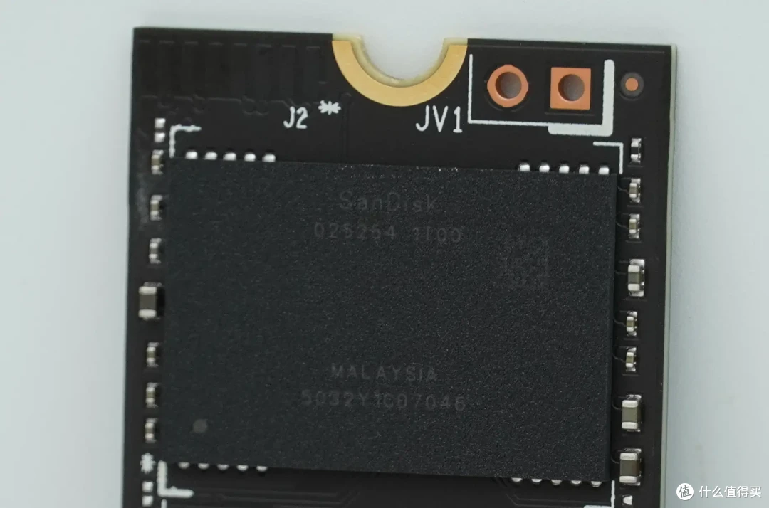 读14900MB/s，写14000MB/s！WD_BLACK SN8100 2TB PCIe 5.0 SSD