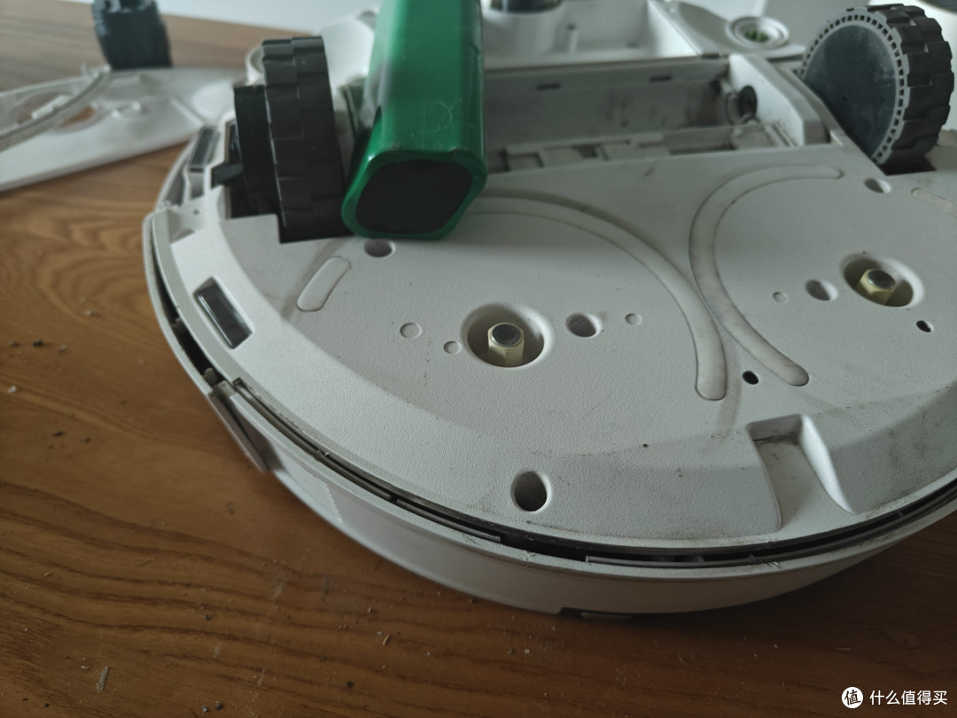科沃斯扫拖机器人T10 Turbo顺时针转圈故障拆修排除