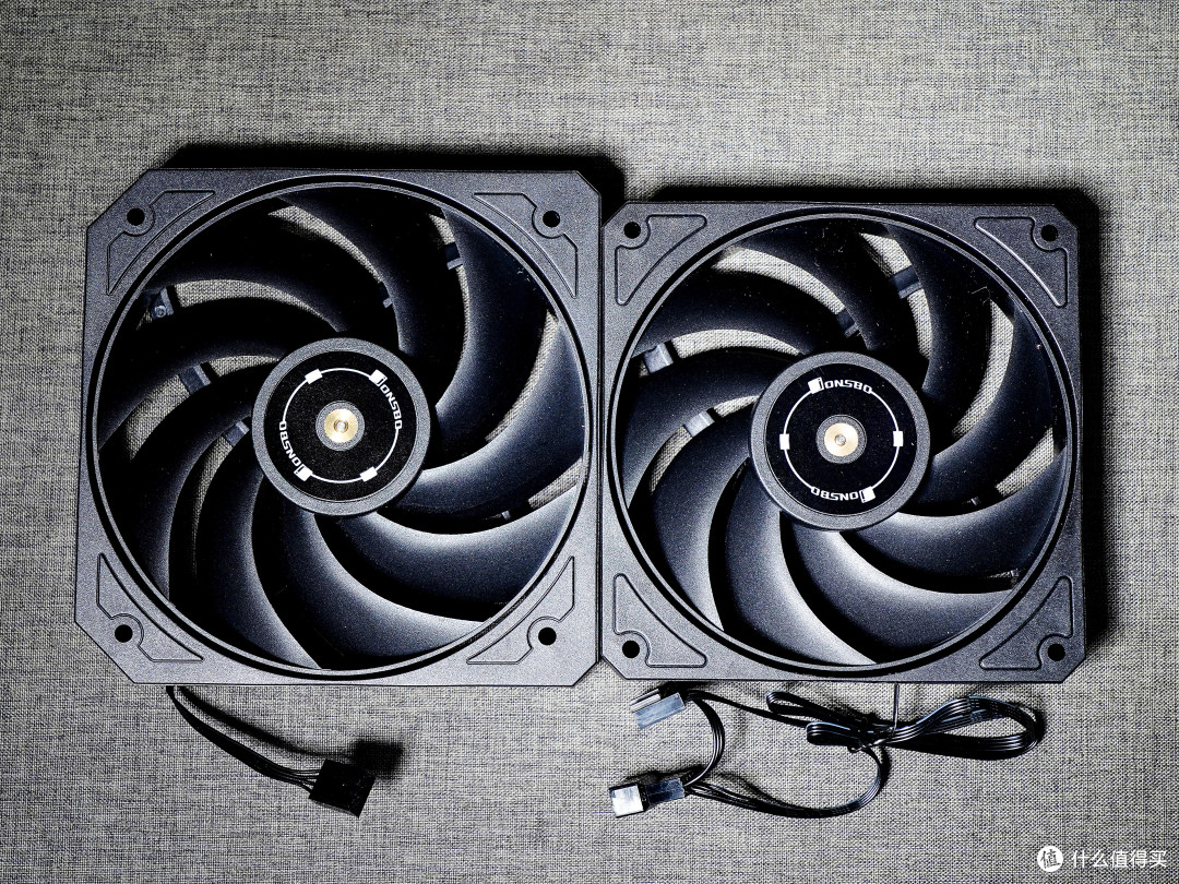 原罪是8G显存,还是光追?RTX5060金属大师对比评测分享