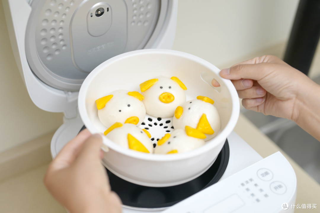 性能实测!百元级多功能电饭煲,美的新品白月光电饭煲烹饪体验
