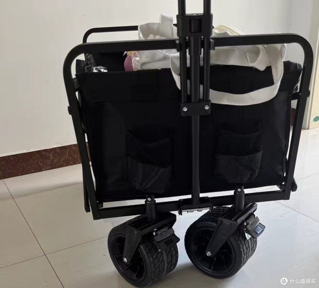 折叠露营车游玩拉货