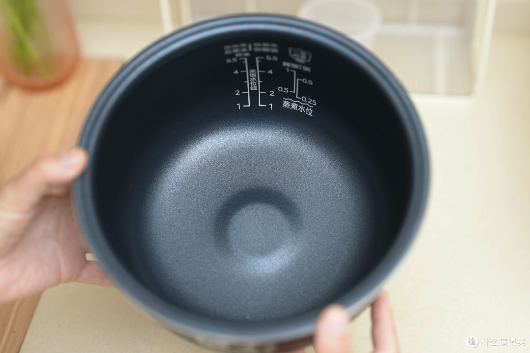 性能实测!百元级多功能电饭煲,美的新品白月光电饭煲烹饪体验