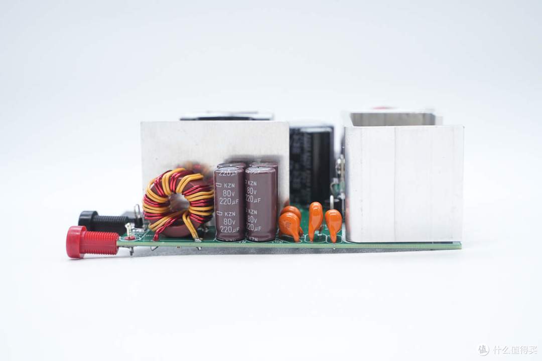 PI DER-984 720W高效LLC充电器方案解析