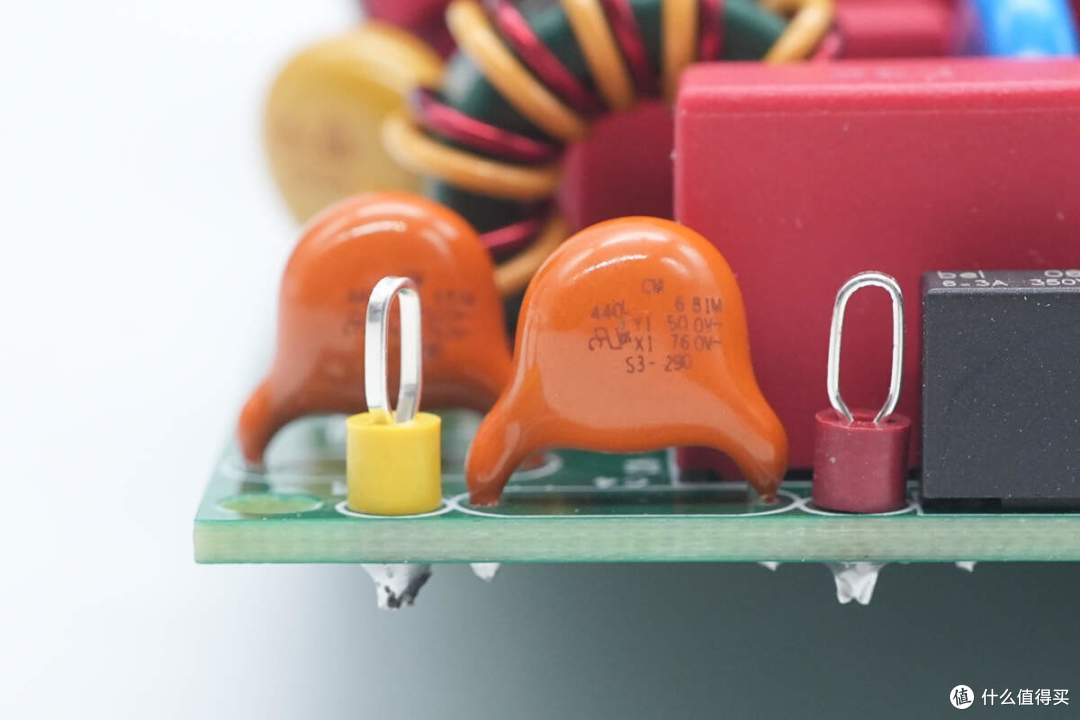 PI DER-984 720W高效LLC充电器方案解析