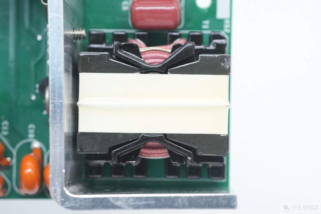 PI DER-984 720W高效LLC充电器方案解析